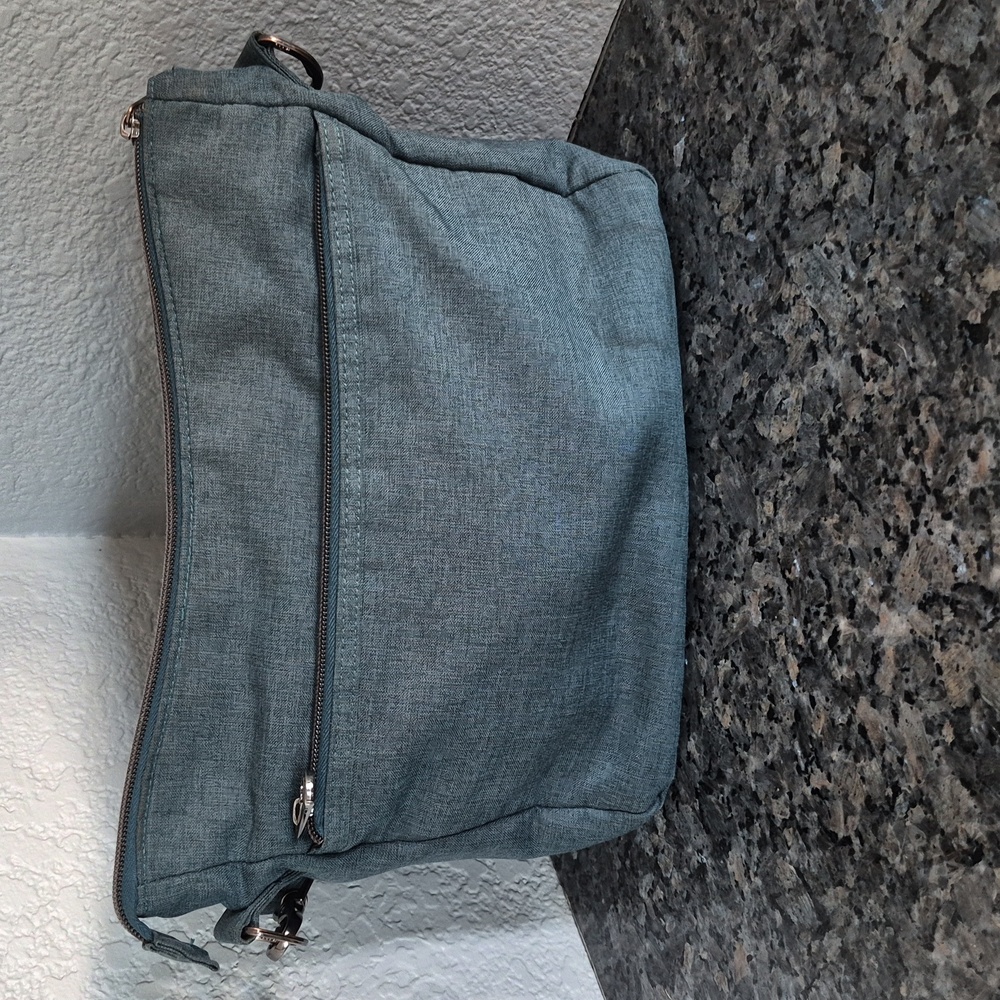 LUG Slider, Hobo Blue Quilted Crossbody Bag - Picture 3 of 11